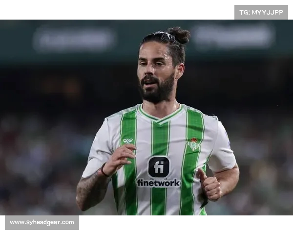 罗马诺透露伊斯科伤缺三个月 贝蒂斯或调整引援计划